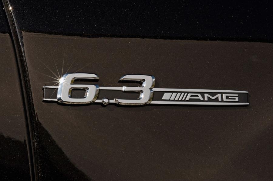  Mercedes-Benz ML63 AMG Performance Studio 2009 года  (фото 7 из 37)